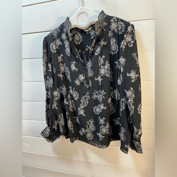 MAX STUDIO LONDON – Black Floral Blouse (1X) - Picture 4 of 11